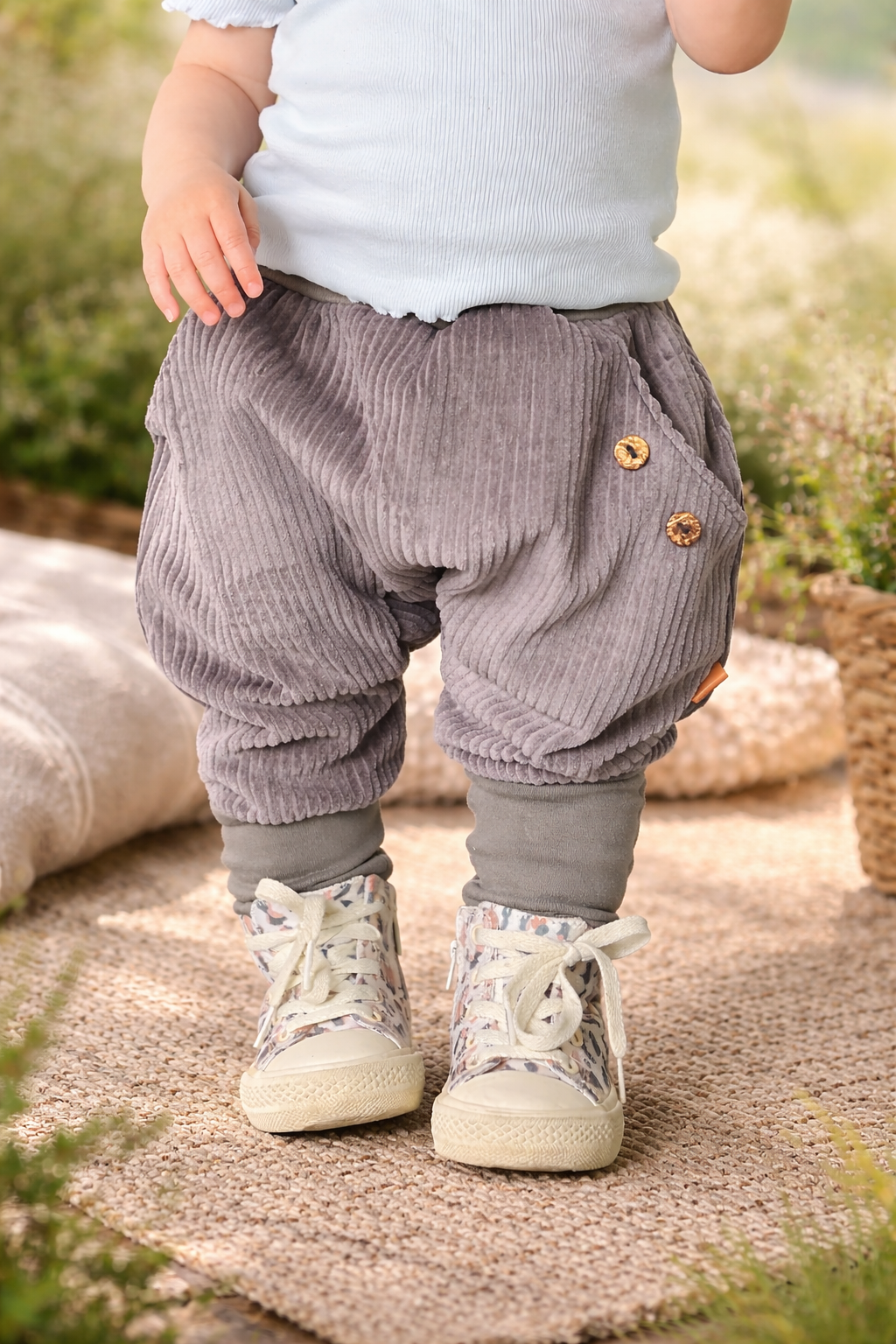 Pumphose Mitwachshose Hose Cord – Graubraun